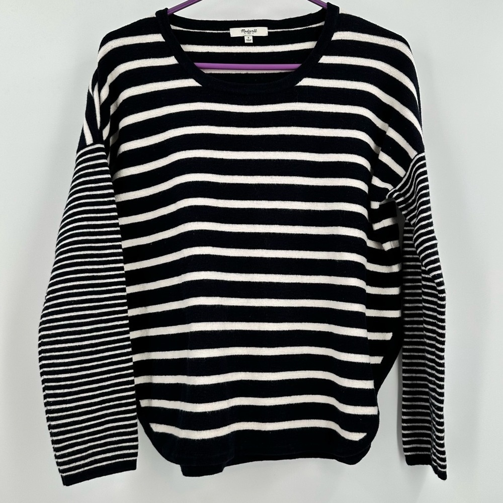 MADEWELL Women’s Curved Hem Long Sleeve Striped Navy/Ivory Sweater Size Small